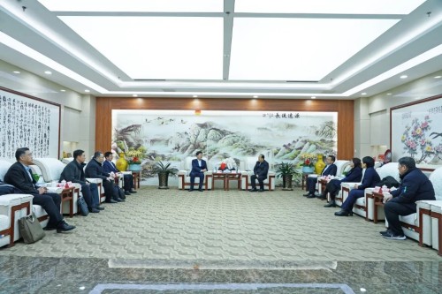 pg电子游戏集团董事长、首席科学家王兆连会见中国农业银行潍坊分行客人